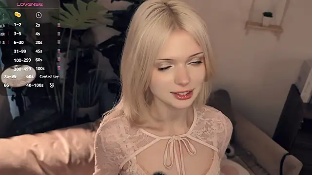 LaureMestler online show from 04/04/26, 08:10