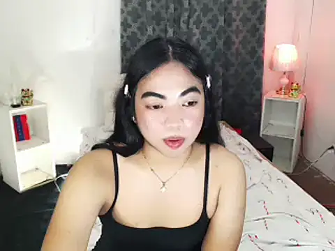Snapshot of Delight_Ivory chatting on 02/06/26, 02:24 Delight Ivory online show from 02/06/26, 02:24