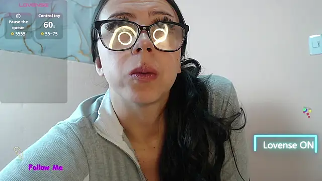Snapshot of f3rnanda18 chatting on 10/03/25, 01:56 f3rnanda18 online show from 10/03/25, 01:56