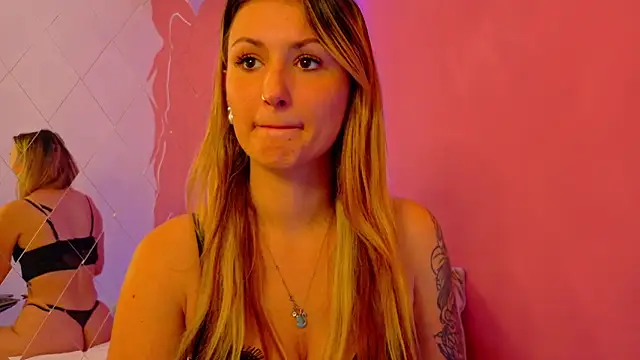 Snapshot of Anaayss_ chatting on 10/06/25, 05:08 Anaayss online show from 10/06/25, 05:08