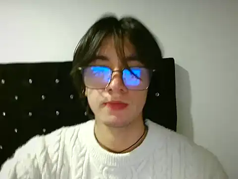 Matti Mendez  online show from 06/11/26, 01:49