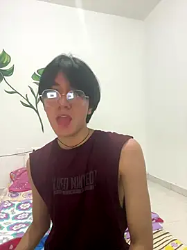 Snapshot of Matti_Mendez_ chatting on 10/10/25, 04:52 Matti Mendez online show from 10/10/25, 04:52