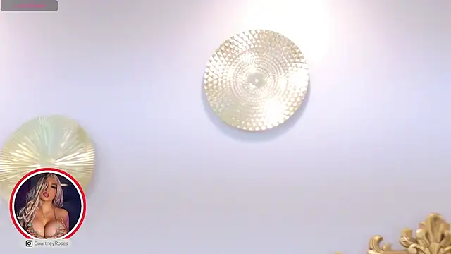 CourtneyRoses online show from 11/12/25, 01:48