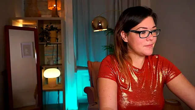 Snapshot of mrs_fllowerr chatting on 12/04/25, 05:01 mrs fllowerr online show from 12/04/25, 05:01