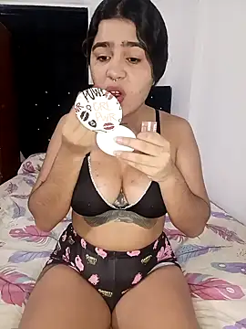 Sashalana online show from 12/14/25, 10:54