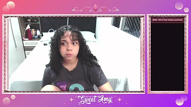 Snapshot of sweetamy326 chatting on 07/17/26, 09:34 sweetamy326 online show from 07/17/26, 09:34