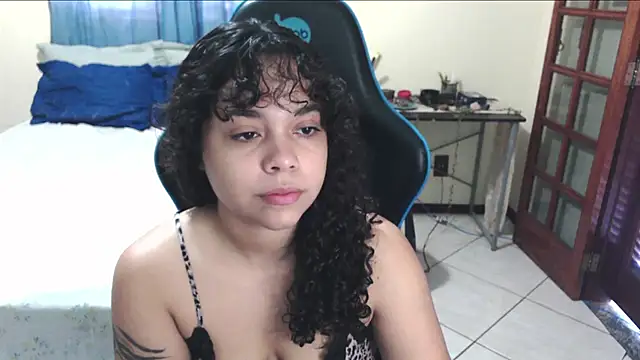 sweetamy326 online show from 05/02/26, 12:43