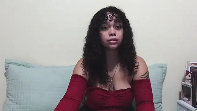 sweetamy326 online show from 10/28/25, 07:24