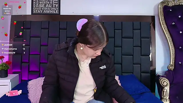 Krystal Heartss online show from 11/11/25, 02:34