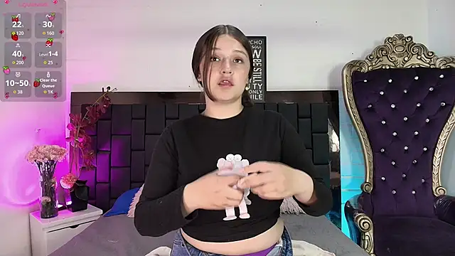 Krystal Heartss online show from 11/29/25, 01:33