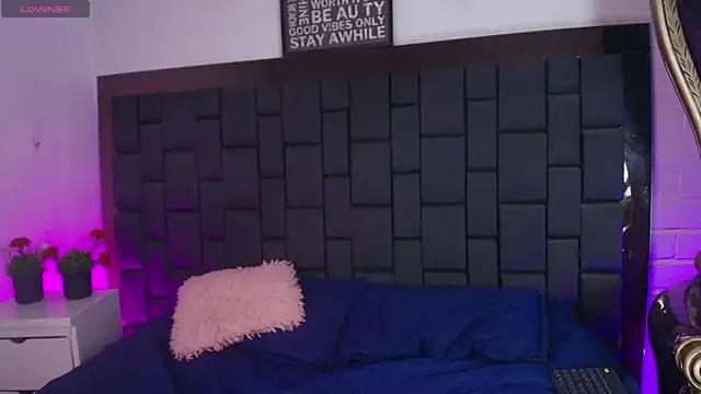 Krystal Heartss online show from 10/07/25, 05:25