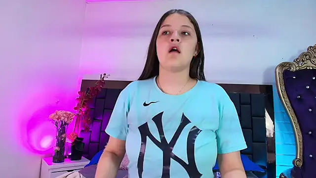 Krystal Heartss online show from 11/28/25, 03:01