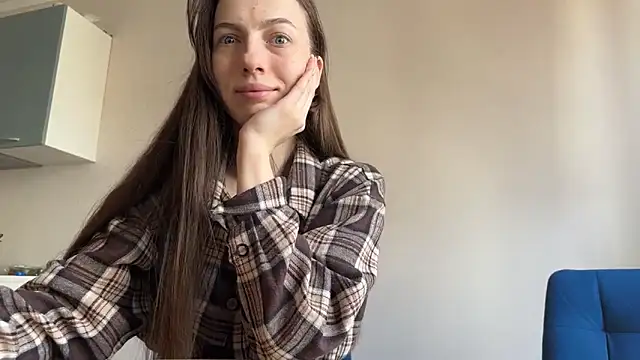 Prettyyy Angel online show from 03/11/26, 07:02