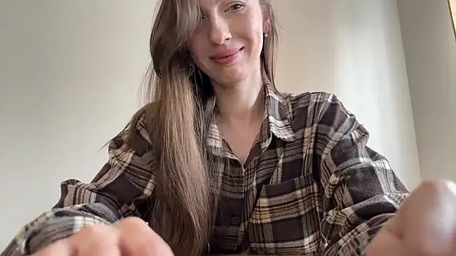 Prettyyy Angel online show from 04/21/26, 10:22
