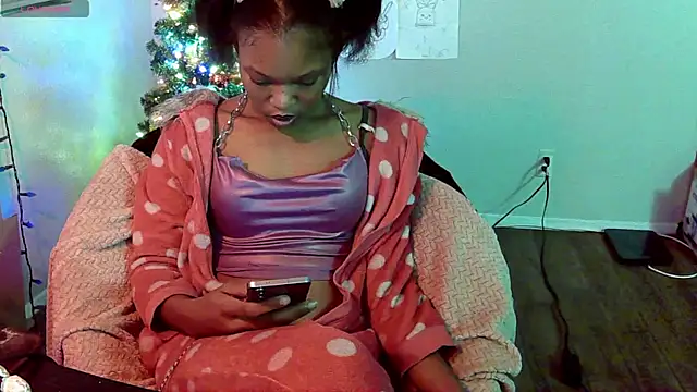 tokyobelle online show from 12/19/25, 12:36