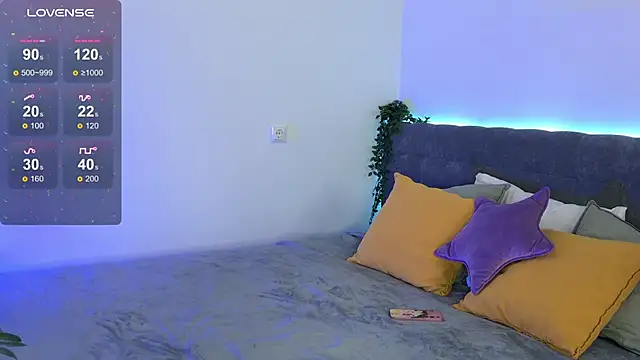 Snapshot of ciara_bliss chatting on 10/15/25, 07:05 ciara bliss online show from 10/15/25, 07:05