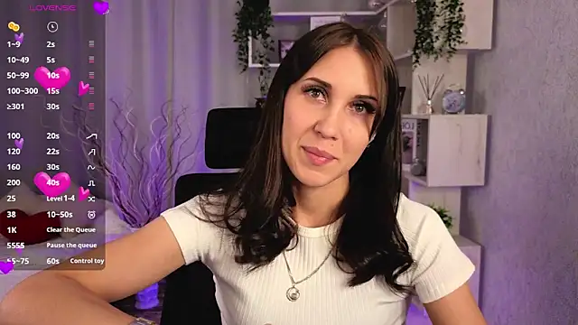 DreamVelour online show from 11/11/25, 08:25