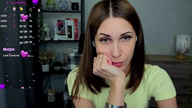 DreamVelour online show from 02/12/26, 05:56