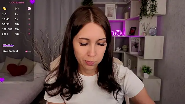 DreamVelour online show from 11/17/25, 07:29