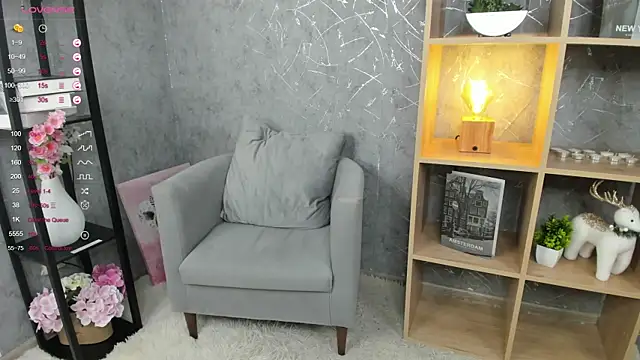 ElenoreReth online show from 11/19/25, 02:11