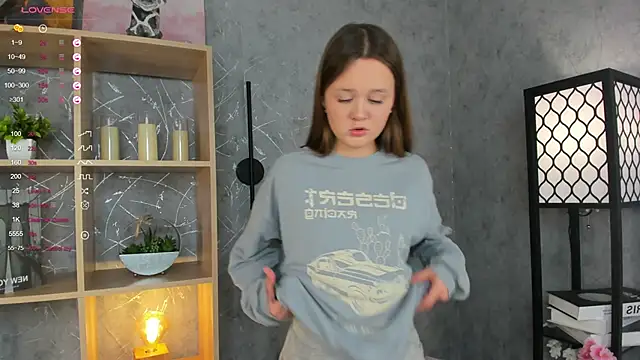 ElenoreReth online show from 11/16/25, 01:32