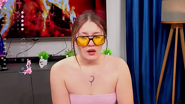 MarlaSemonick online show from 10/12/25, 07:15