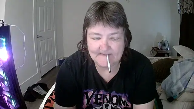 Buggy1965 online show from 12/05/25, 04:27