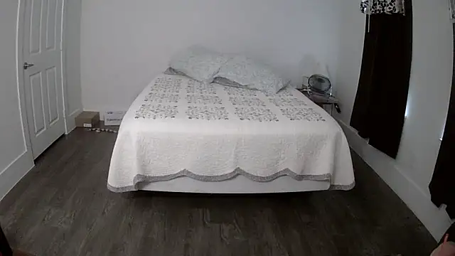 Buggy1965 online show from 12/18/25, 03:05