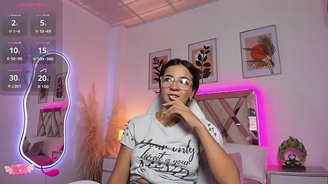 akira 09  online show from 11/11/25, 12:11