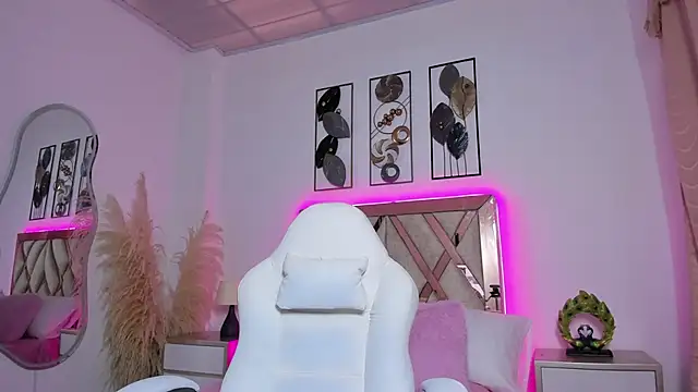 akira 09  online show from 11/29/25, 12:05