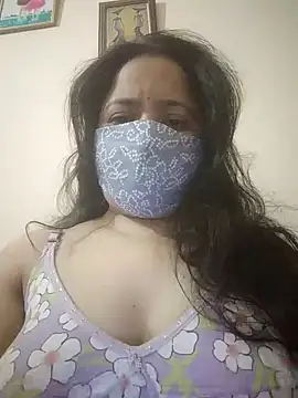 Snapshot of Cute-Purva chatting on 10/27/25, 12:22 Cute-Purva online show from 10/27/25, 12:22