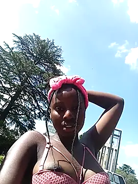 HotPetite 25 online show from 10/17/25, 01:02