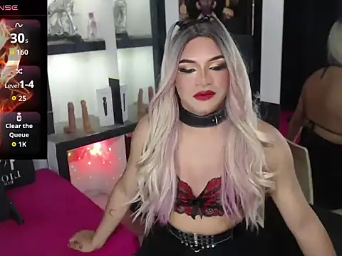 Sophia hott01 online show from 11/06/25, 06:56