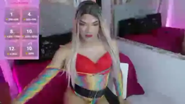 Sophia hott01 online show from 12/22/25, 12:38