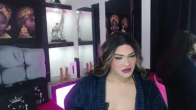 Snapshot of Sophia_hott01 chatting on 10/07/25, 11:55 Sophia hott01 online show from 10/07/25, 11:55