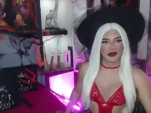 Sophia hott01 online show from 10/25/25, 11:53