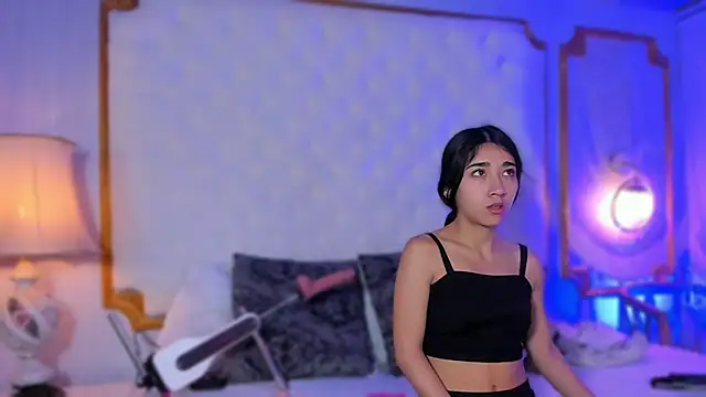 Mariana Kalo online show from 12/22/25, 10:59