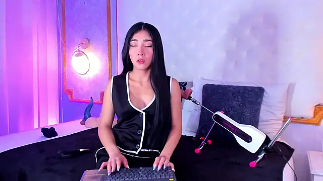 Mariana Kalo online show from 02/07/26, 10:34