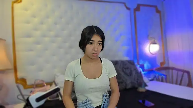 Mariana Kalo online show from 12/20/25, 11:24