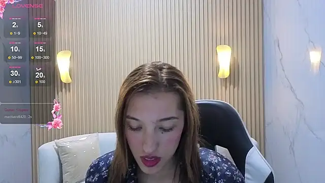 Skyler Gracee Tx online show from 11/08/25, 03:21