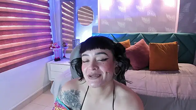 Antonela vargas online show from 11/24/25, 12:49