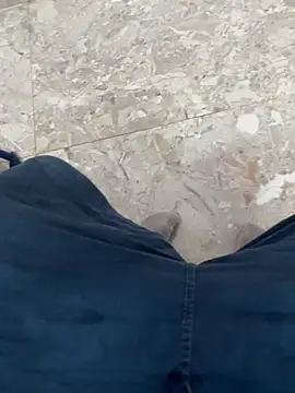 slaveboi9876 online show from 12/17/25, 05:18