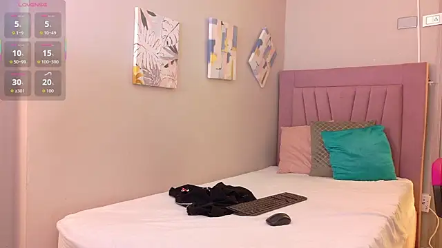 meli peach1 online show from 03/05/26, 07:21