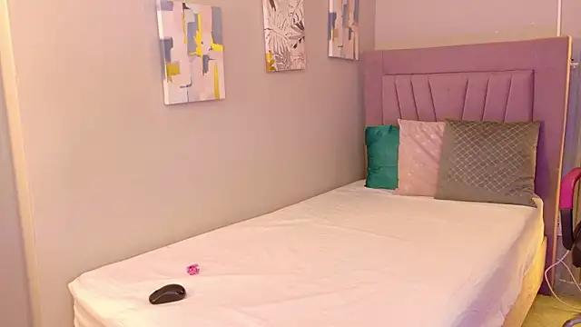 Snapshot of meli_peach1 chatting on 01/31/26, 07:34 meli peach1 online show from 01/31/26, 07:34