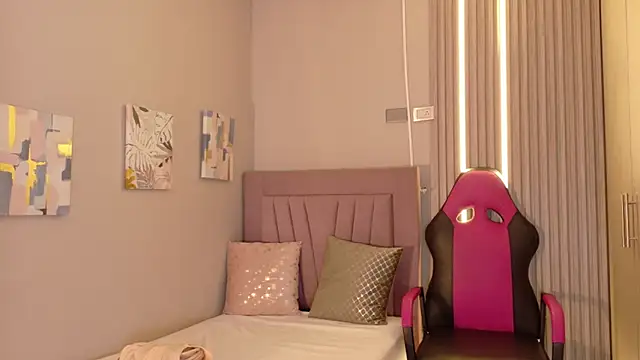 meli peach1 online show from 12/15/25, 07:31