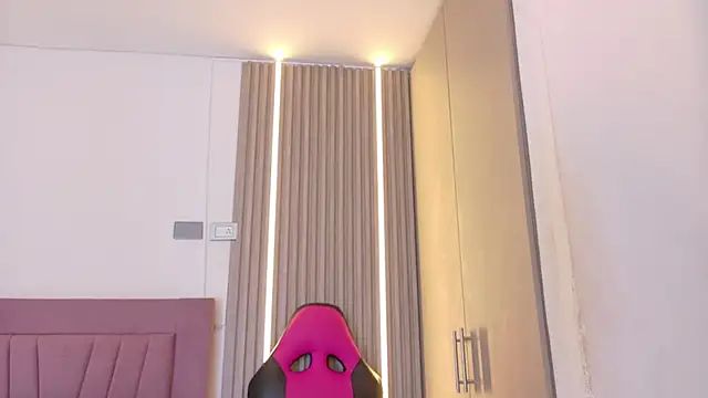 meli peach1 online show from 10/27/25, 07:26