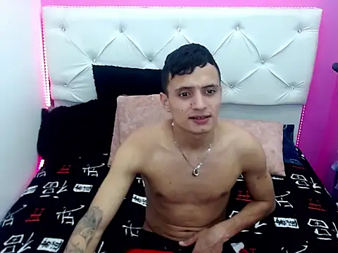 xx-kike-xx online show from 09/29/25, 02:55