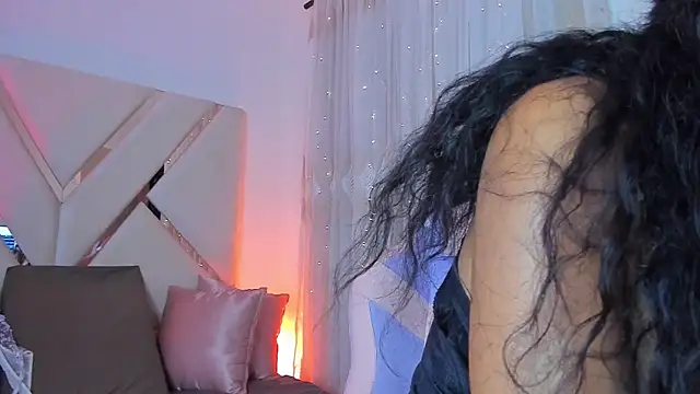 Jade Thonson1 online show from 07/14/26, 02:05