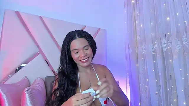 Jade Thonson1 online show from 05/28/26, 08:04