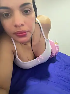 Anavalle online show from 10/26/25, 01:39